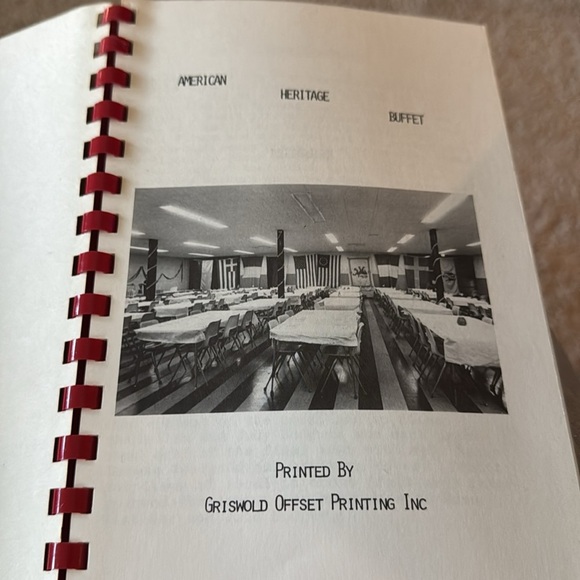 American Heritage Buffet Spiral Cookbook Paperback GUC - Picture 2 of 5